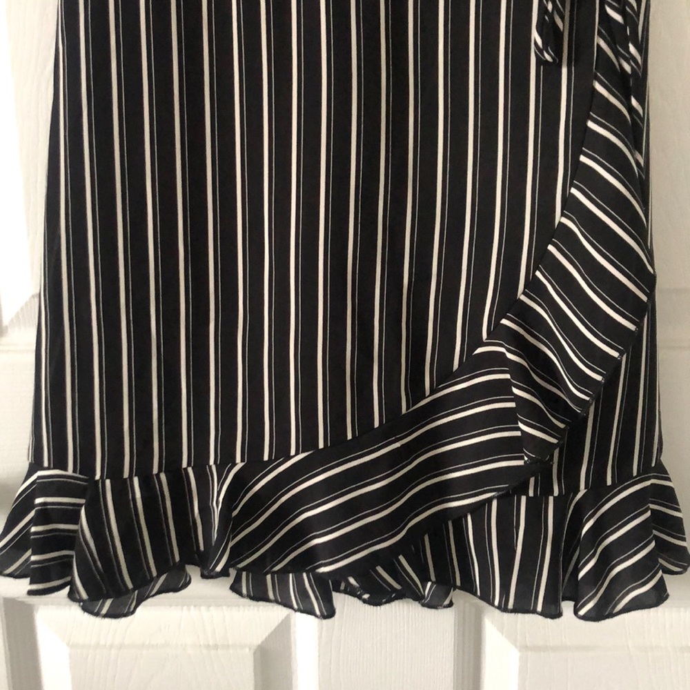 Romper - Picture 4 of 6